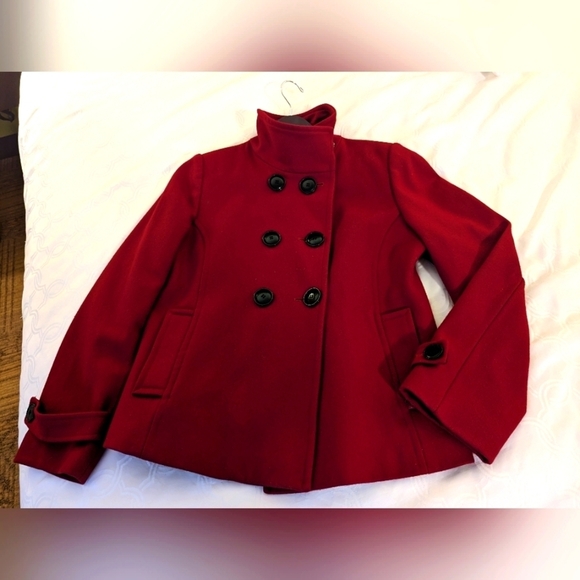 Red wool peacoat by designer Simon Chang. Size 11/12/L - Picture 7 of 12